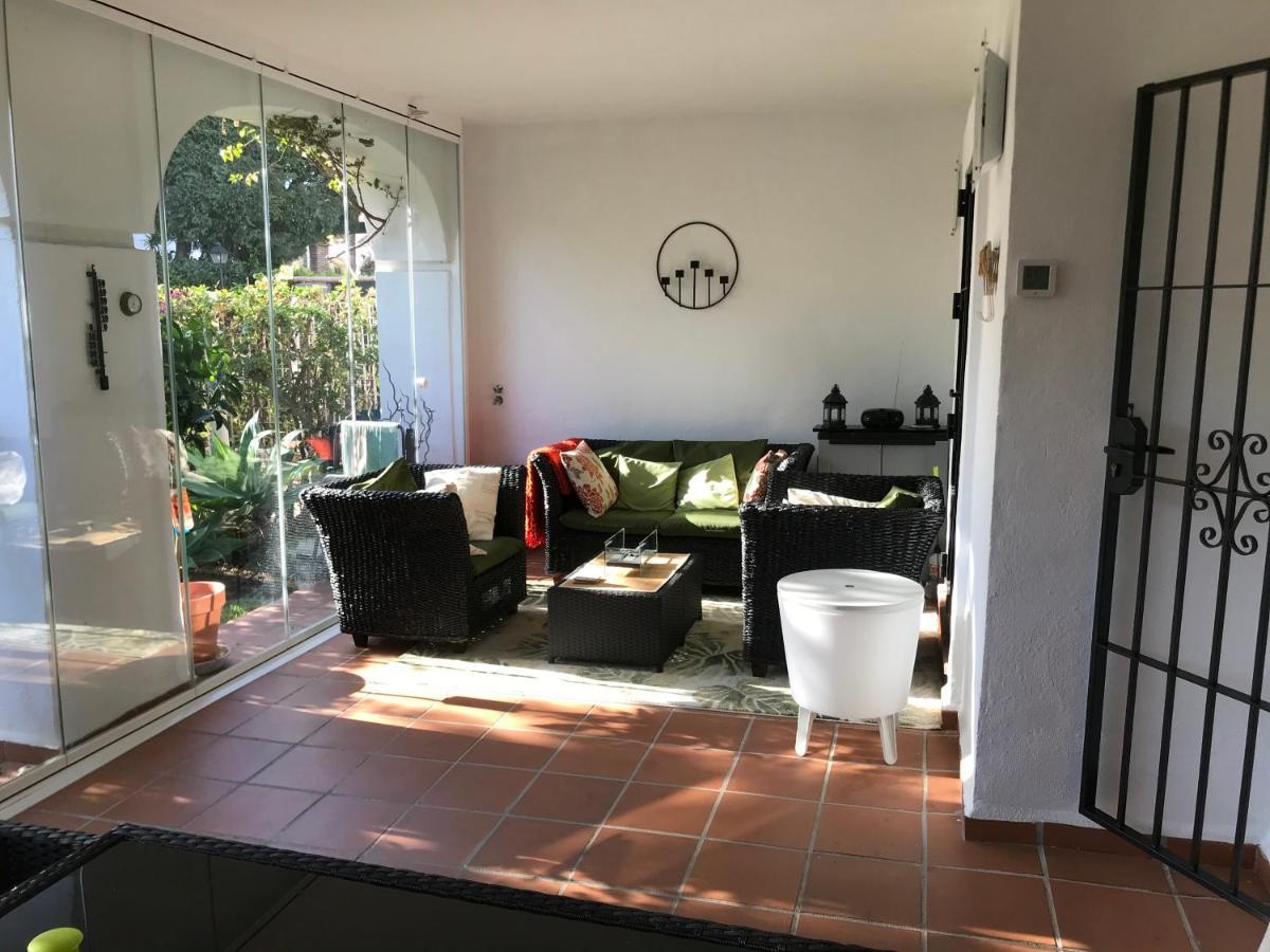 2 Bed Apartment In San Pedro Marbella Eksteriør billede